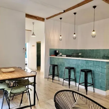 Spacious Flat - A/c - City Center - Terrace Aix-en-Provence