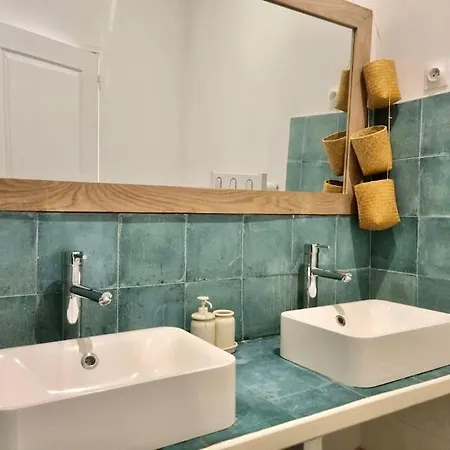Spacious Flat - A/c - City Center - Terrace Aix-en-Provence