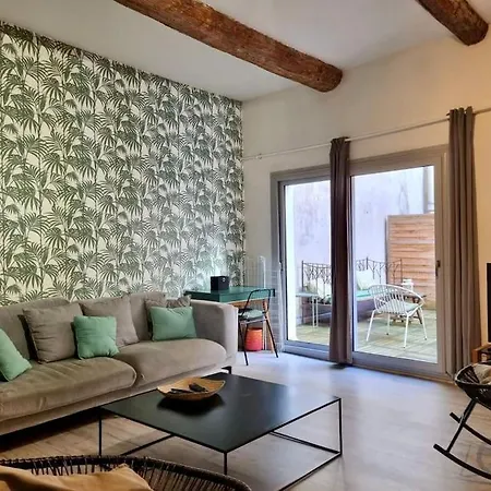 Spacious Flat - A/c - City Center - Terrace
